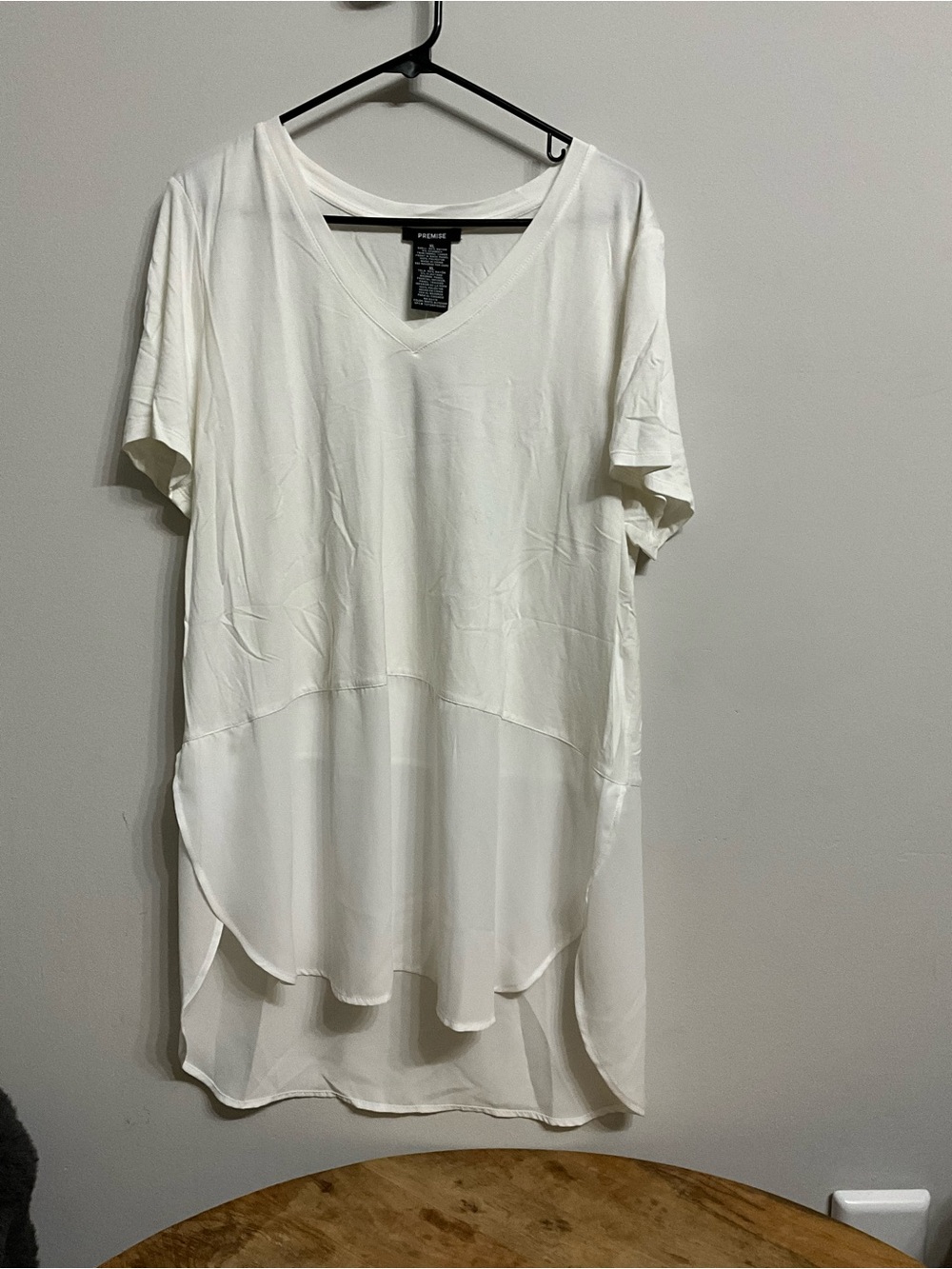 Premise Cream V-Neck High-Low Tunic Top
